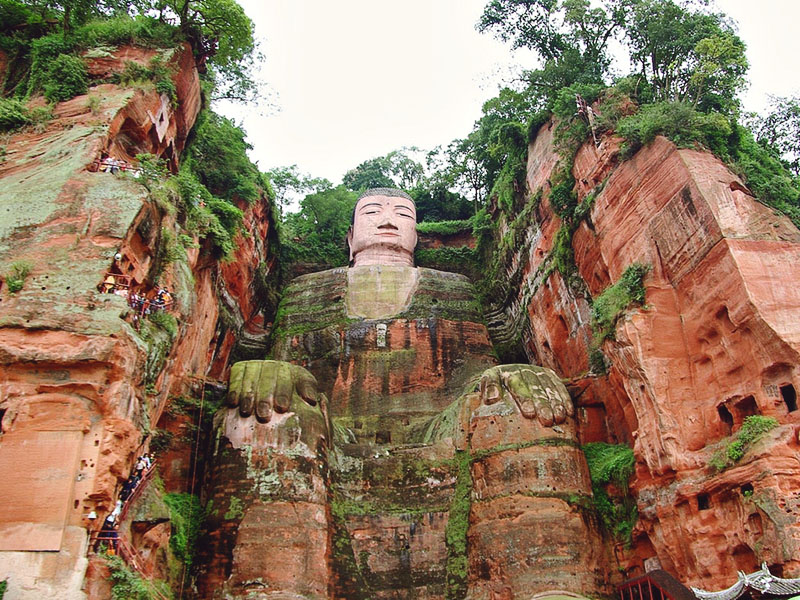Leshan Giant Buddha Statue Image