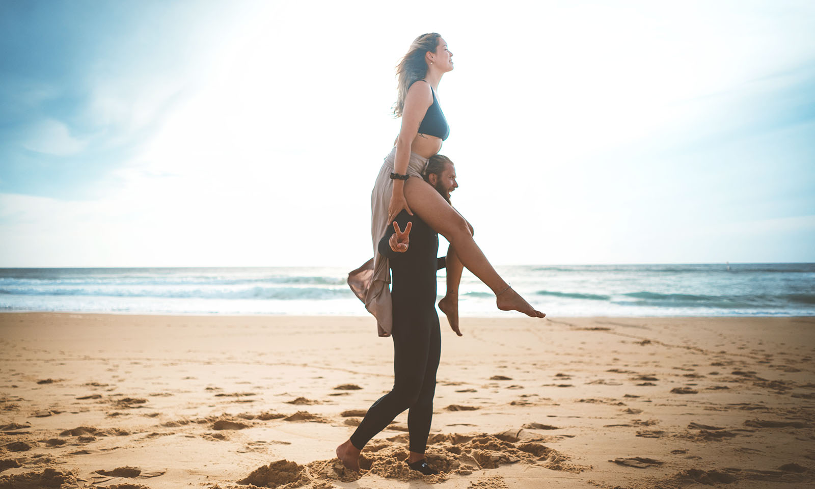 7 Signs You Are In Love with a Narcissist Image