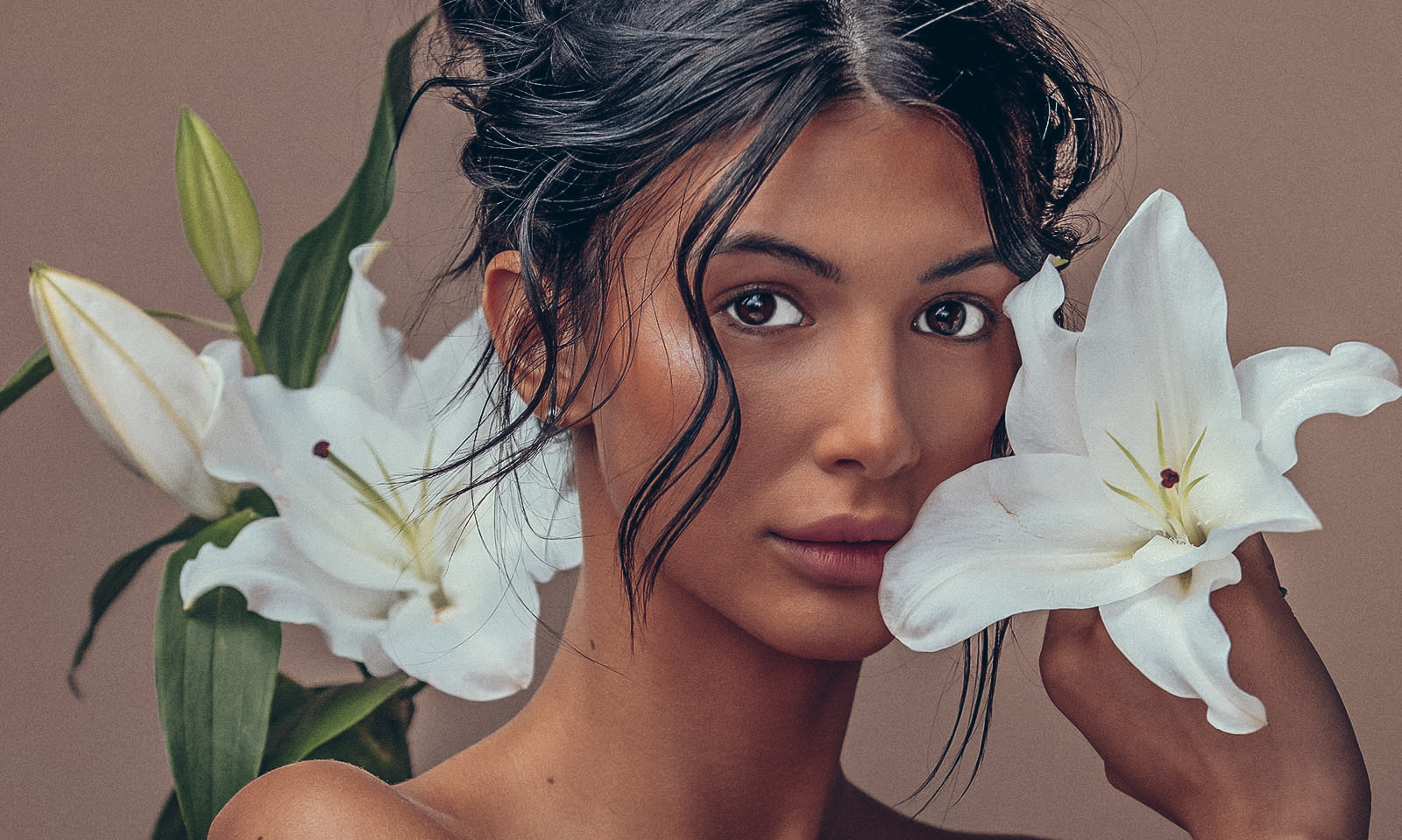 What is Feminine Energy? Embracing Your Greater Yin SOLANCHA