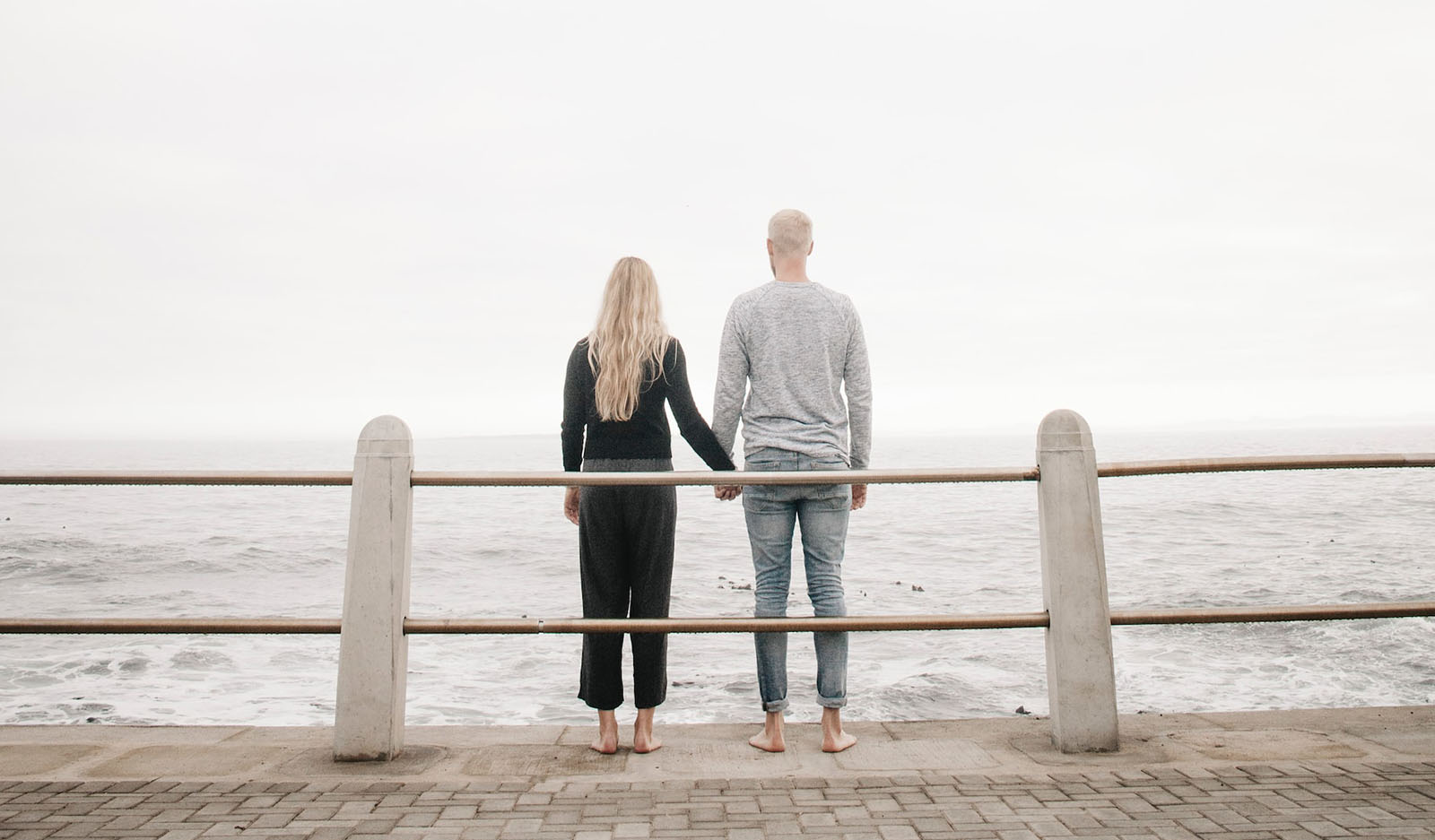 8 signs of karmic relationship image